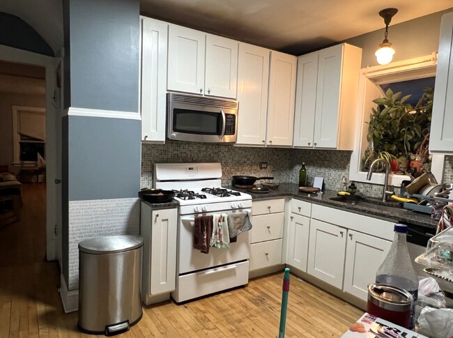 property at 3920 N Nottingham Ave