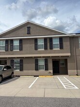 415 Belle Montclair Lp in Brandon, FL - Building Photo - Building Photo