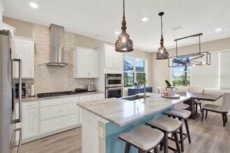 3303 Monroe Mdws Dr in Odessa, FL - Building Photo - Building Photo