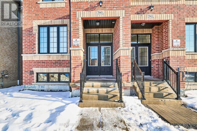 2945 Starlight Dr in Pickering, ON - Building Photo - Building Photo