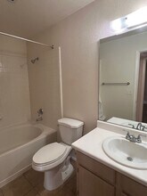 5271 S Lindell Rd in Las Vegas, NV - Building Photo - Building Photo