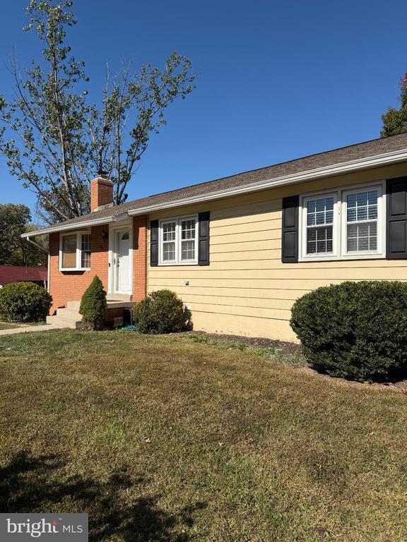 2406 Sagamore Ct in Woodbridge, VA - Building Photo - Building Photo