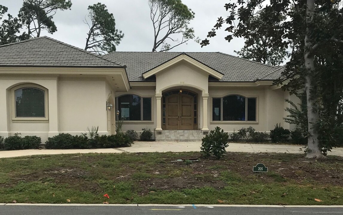 205 Marlin Cir in Panama City Beach, FL - Building Photo