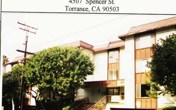 Spencer Torrace Apartments in Torrance, CA - Foto de edificio