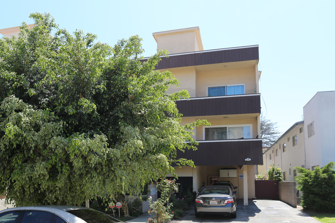 Pelham Apartments in Los Angeles, CA - Building Photo