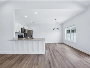 2625 Scottsville Rd in Bowling Green, KY - Building Photo - Building Photo