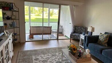 3661 Via Poinciana in Greenacres, FL - Building Photo - Building Photo