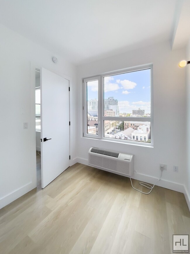 Crown Heights / Brooklyn / Sunlit 1-Bed 1- in Brooklyn, NY - Building Photo - Building Photo