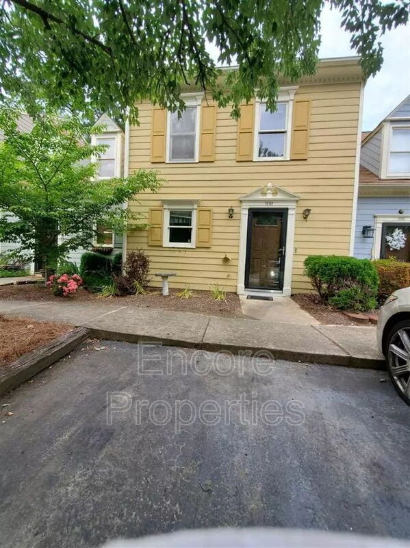 1608 Township Cir in Raleigh, NC - Foto de edificio - Building Photo