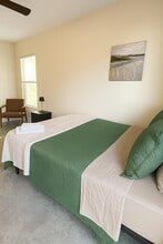 2010 Lake Cannon Dr NW in Winter Haven, FL - Building Photo - Building Photo