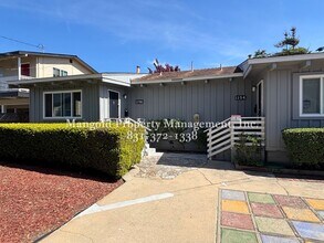 1150 Second St in Monterey, CA - Foto de edificio - Building Photo