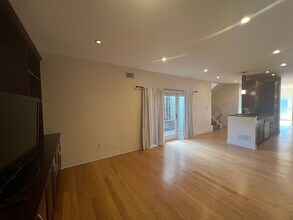 21 Enon Wy in Pittsburgh, PA - Building Photo - Building Photo