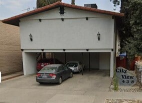 438 S Court St in Visalia, CA - Building Photo