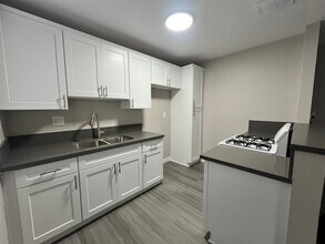 1604 Henderson Ave in Long Beach, CA - Building Photo - Building Photo