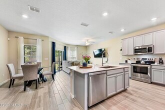 12734 Josslyn Ln in Jacksonville, FL - Building Photo - Building Photo