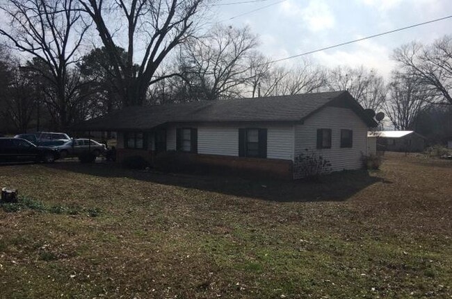 115 Bell St in Plantersville, MS - Building Photo - Building Photo