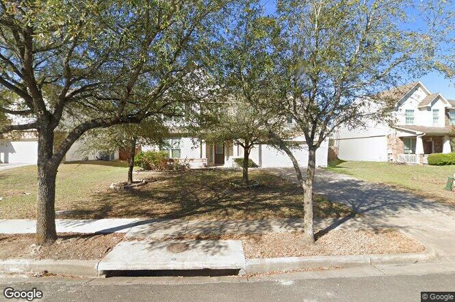 185 Hometown Pkwy in Kyle, TX - Building Photo