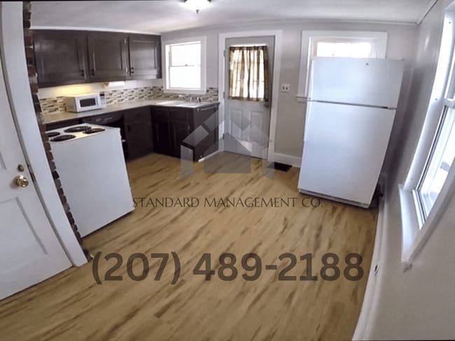 24 4th Ave in Augusta, ME - Building Photo - Building Photo