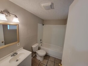 7408 Sea Grape Ave in Port Richey, FL - Building Photo - Building Photo