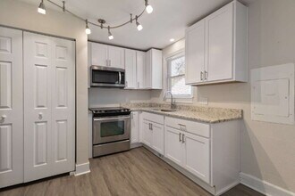 1115 Wright Ave in Chesapeake, VA - Foto de edificio - Building Photo