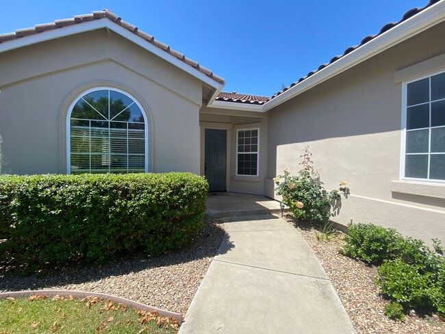 property at 1067 Sleepy Hollow Rd