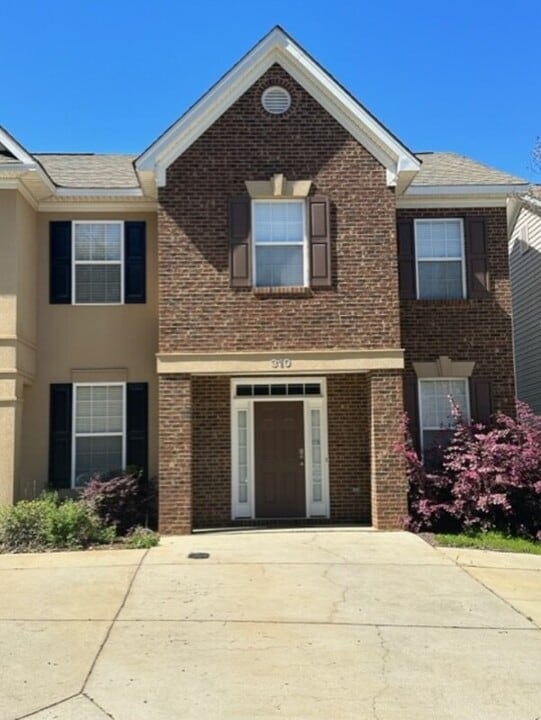 310 Irvine Ct in Columbia, SC - Building Photo