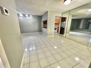 10002 Winding Lake Rd in Sunrise, FL - Building Photo - Building Photo