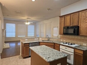 100 Bryan St in Prosper, TX - Building Photo - Building Photo