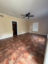 209 N 22nd St in Nederland, TX - Building Photo - Building Photo