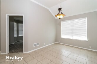 105 Bear Trail in Waxahachie, TX - Foto de edificio - Building Photo