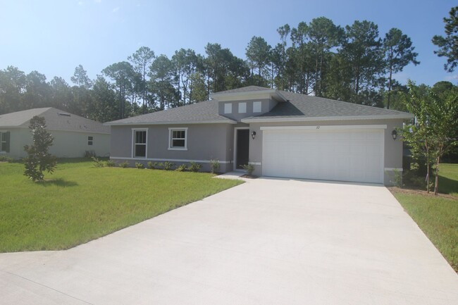 32 Postman Ln in Palm Coast, FL - Building Photo - Building Photo
