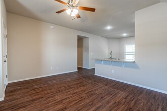 1224 S Kingfisher Ln in Fayetteville, AR - Building Photo - Building Photo