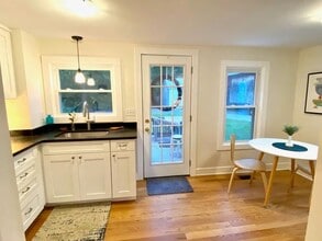 7 Elizabeth St in Red Hook, NY - Building Photo - Building Photo