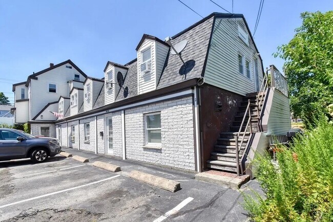 1002 Main St-Unit -5 in Weymouth, MA - Building Photo - Building Photo