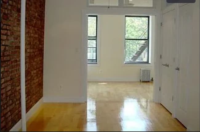 property at 120 1/2 1st Ave