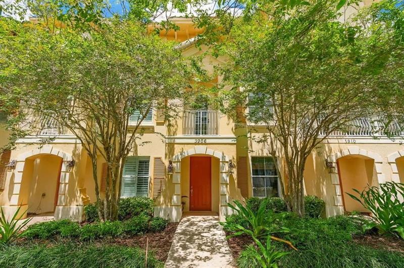 3906 Monarch Ln in Coconut Creek, FL - Building Photo