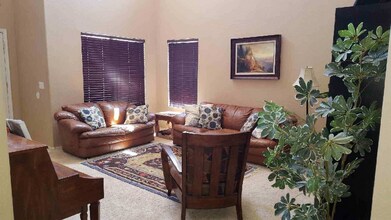 8046 S 54th Ln in Phoenix, AZ - Building Photo - Building Photo