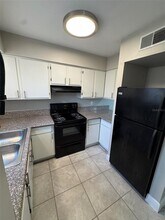1181 Bentley Rd in Leesburg, FL - Foto de edificio - Building Photo