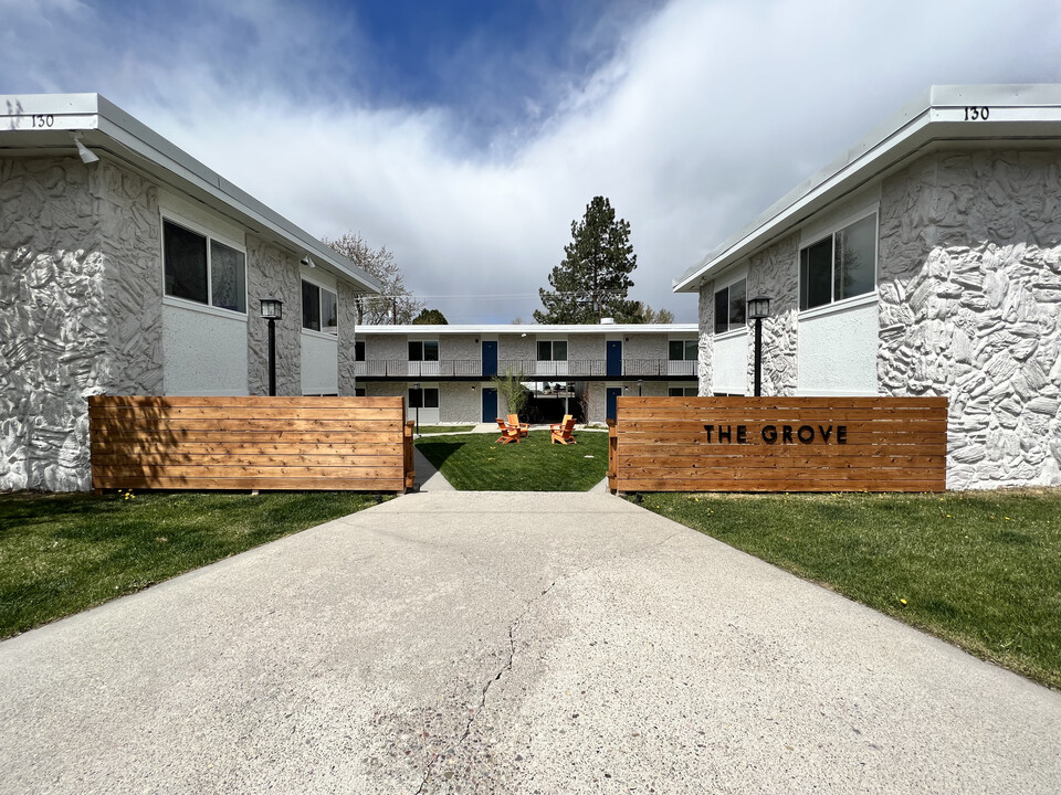 Grove Apartments in Missoula, MT - Foto de edificio