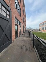 806 Sampson St in Houston, TX - Building Photo