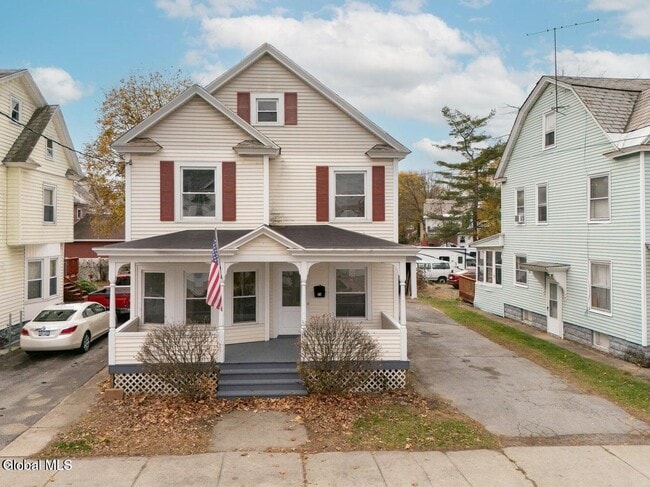 property at 13 Darwin Ave