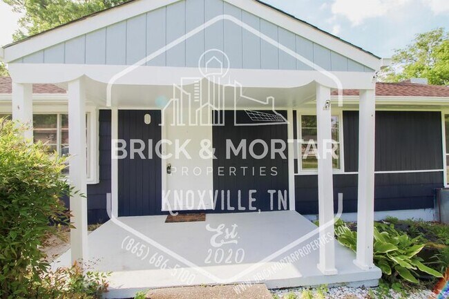 316 Sarvis Dr in Knoxville, TN - Building Photo - Building Photo