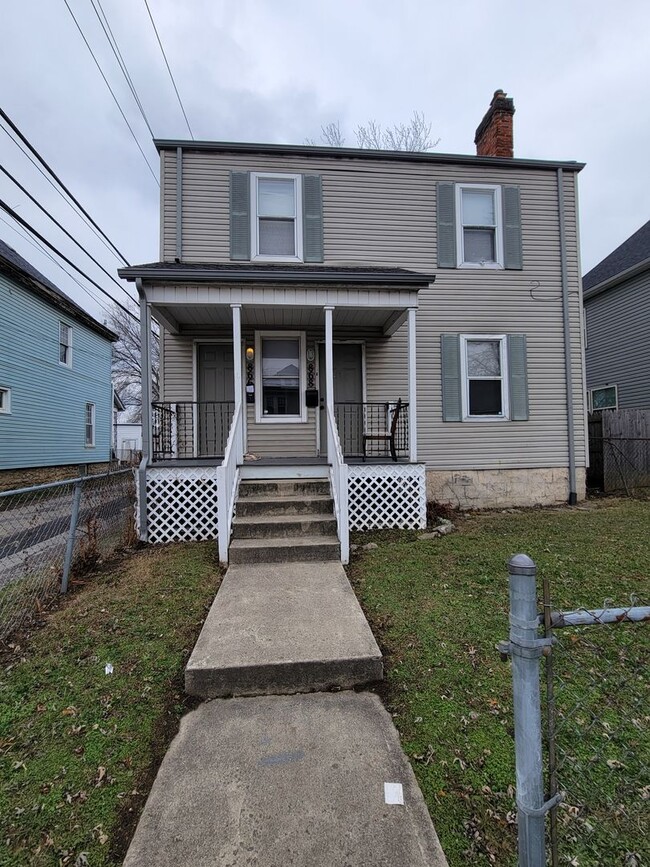 866-868-868 Ellsworth Ave in Columbus, OH - Building Photo - Building Photo