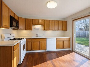 36752 N Wildwood Dr in Lake Villa, IL - Building Photo - Building Photo