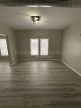 1500 W Broadway in Minneapolis, MN - Building Photo - Building Photo