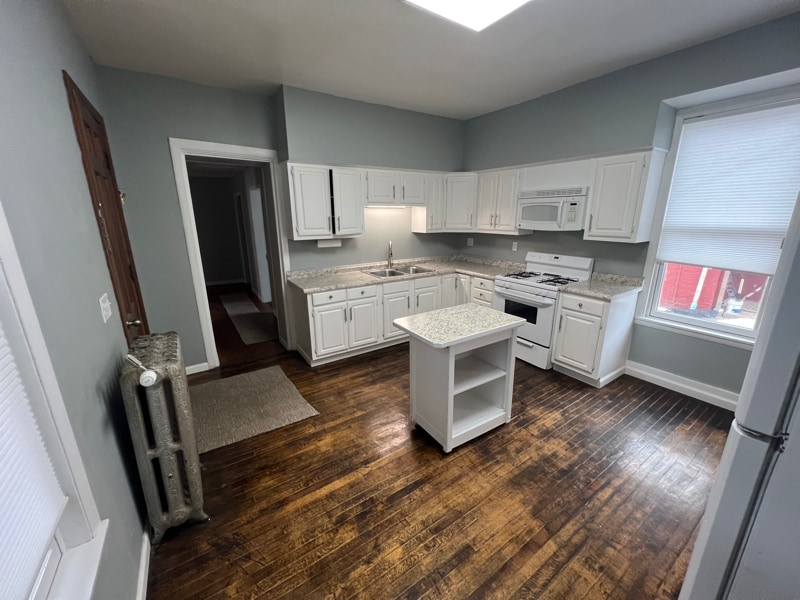 571 Jefferson St, Unit Unit 1 in Dubuque, IA - Foto de edificio