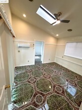 7442 Hillmont Dr in Oakland, CA - Building Photo - Building Photo