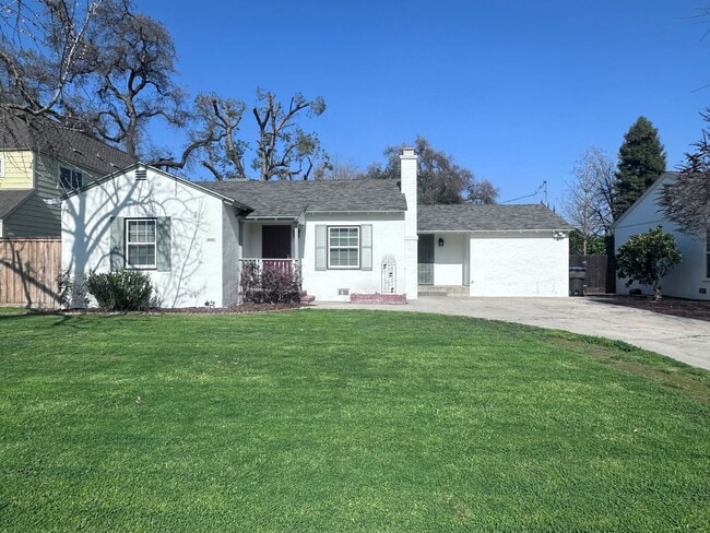 property at 1610 W College Ave