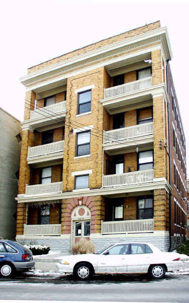 3237 Jefferson Ave in Cincinnati, OH - Building Photo