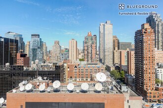 500 W 56th St in New York, NY - Building Photo - Building Photo